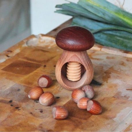 CASSE NOIX ET NOISETTES EN BOIS - CHAMPIGNON – Image 3