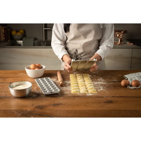 MARCATO - TABLETTE A RAVIOLIS CLASSIC 24 GRANDS CARRES – Image 5