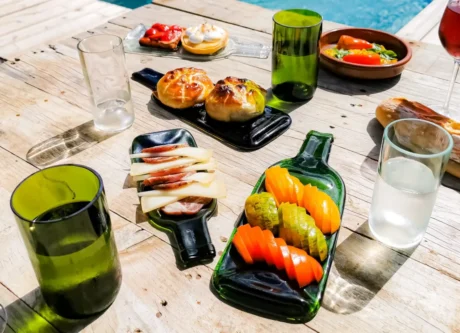 PLANCHE APERITIF - BOUTEILLE PLATE VERTE – Image 3